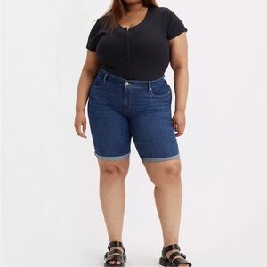 CLASSIC BERMUDA WOMEN'S SHORTS (PLUS SIZE) Size 26W BLUE NEW